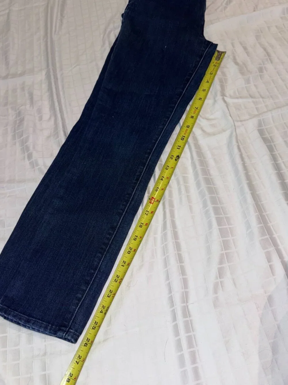 Levi's High Rise Dark Wash Skinny Jeans - 29P